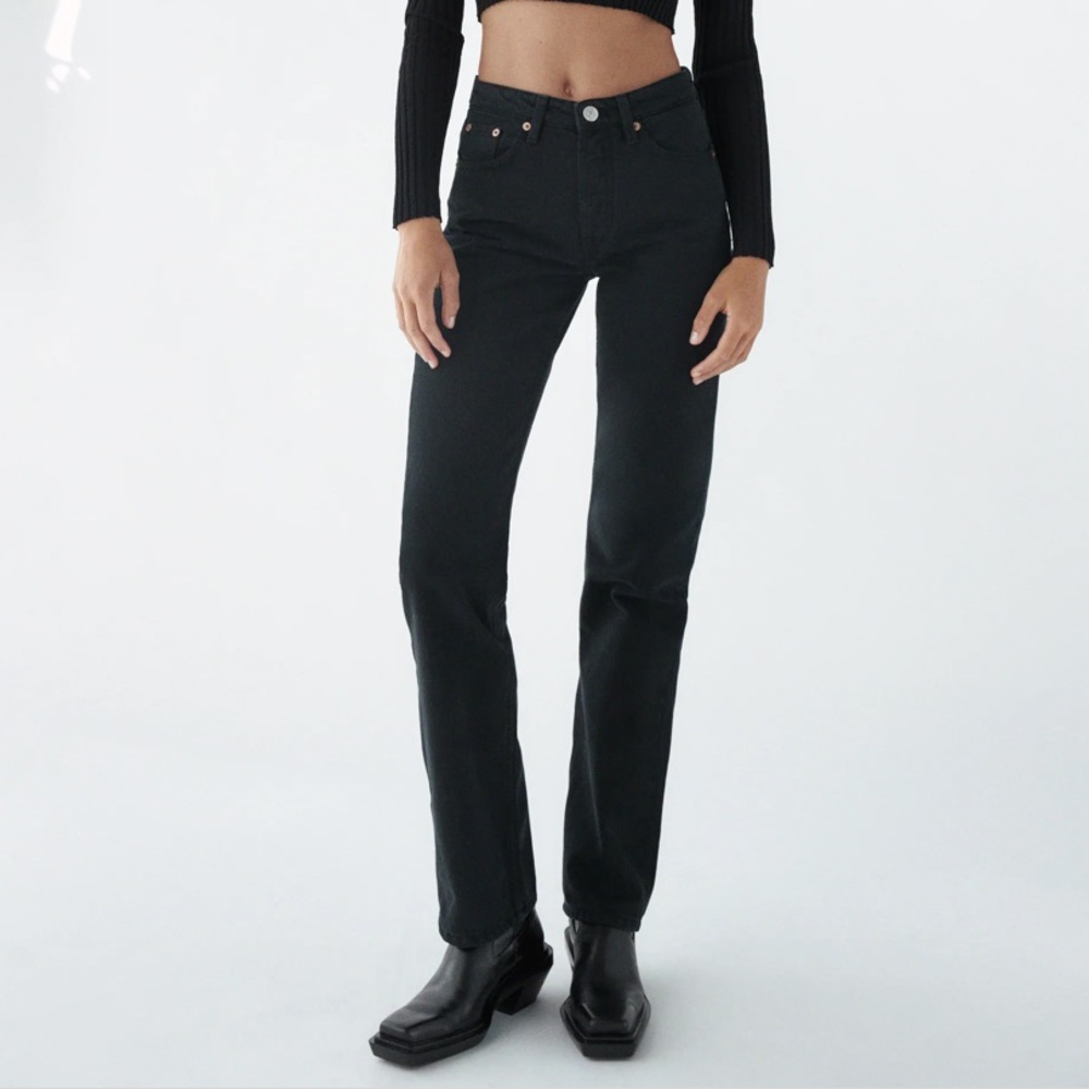 Zara Mid-Rise Straight Full Length Jeans